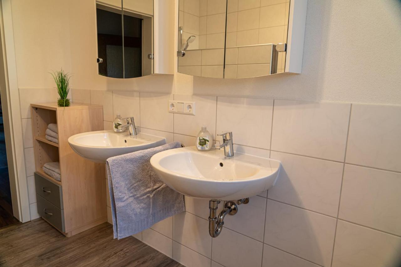 Ferienwohnung Schafbergblick バーリンゲン エクステリア 写真
