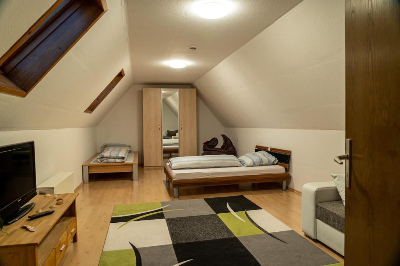 Ferienwohnung Schafbergblick バーリンゲン エクステリア 写真