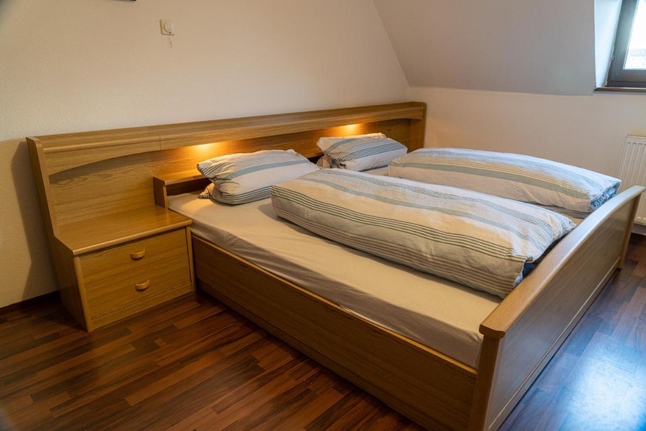 Ferienwohnung Schafbergblick バーリンゲン エクステリア 写真